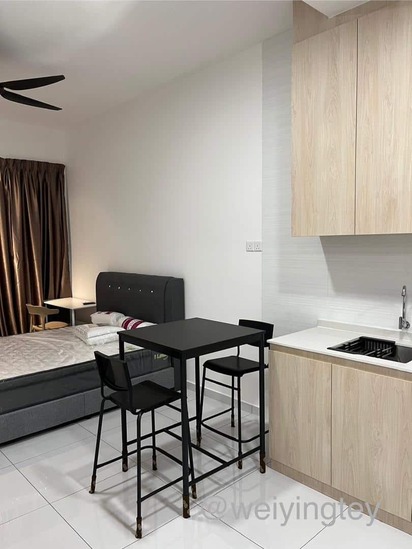Studio (dual key type) Sky Trees @ Bukit Indah 2