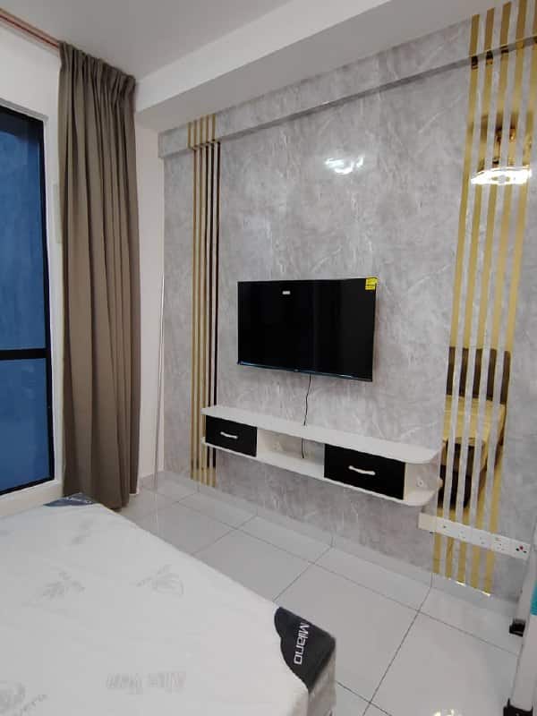 Studio (Dual key unit) Bukit Indah 3