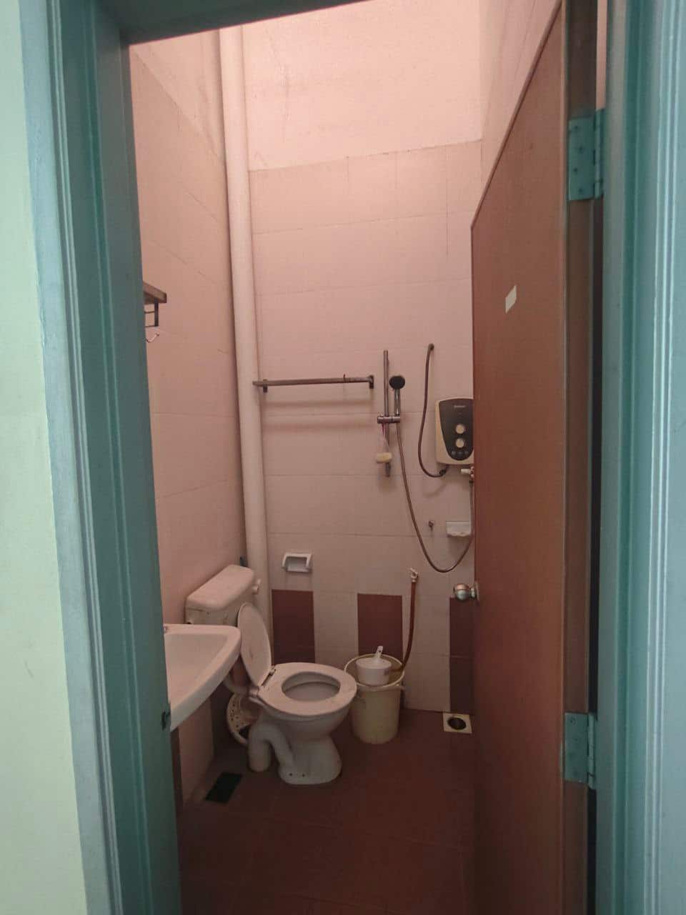 Single storey Intermediate Jalan Bestari 23/X 10