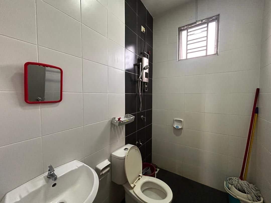 Single Storey Terrace House Jalan Bangau, Bandar Putra 8