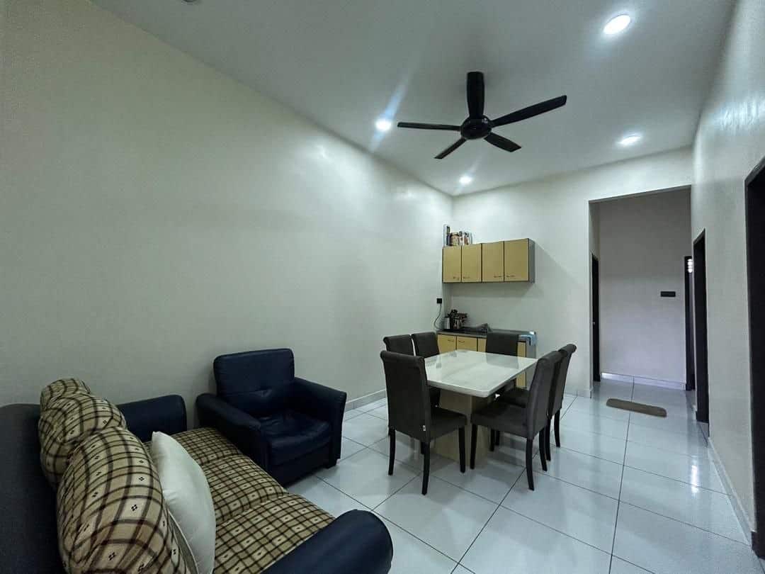 Single Storey Terrace House Jalan Bangau, Bandar Putra 2