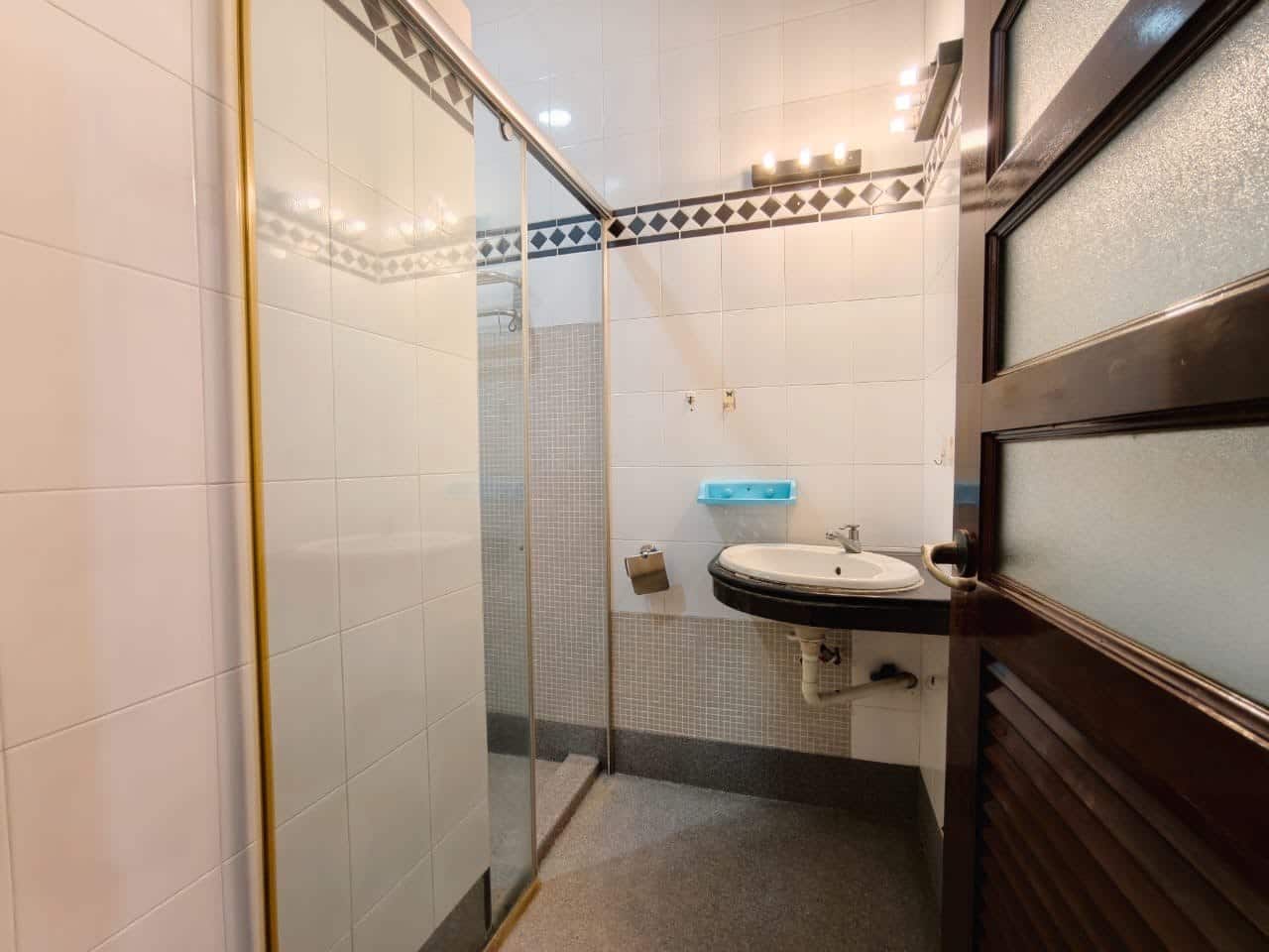 2 storey Bungalow Taman Sri Tebrau 10