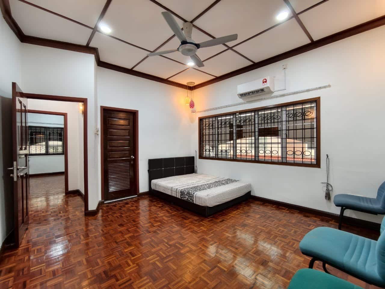 2 storey Bungalow Taman Sri Tebrau 6