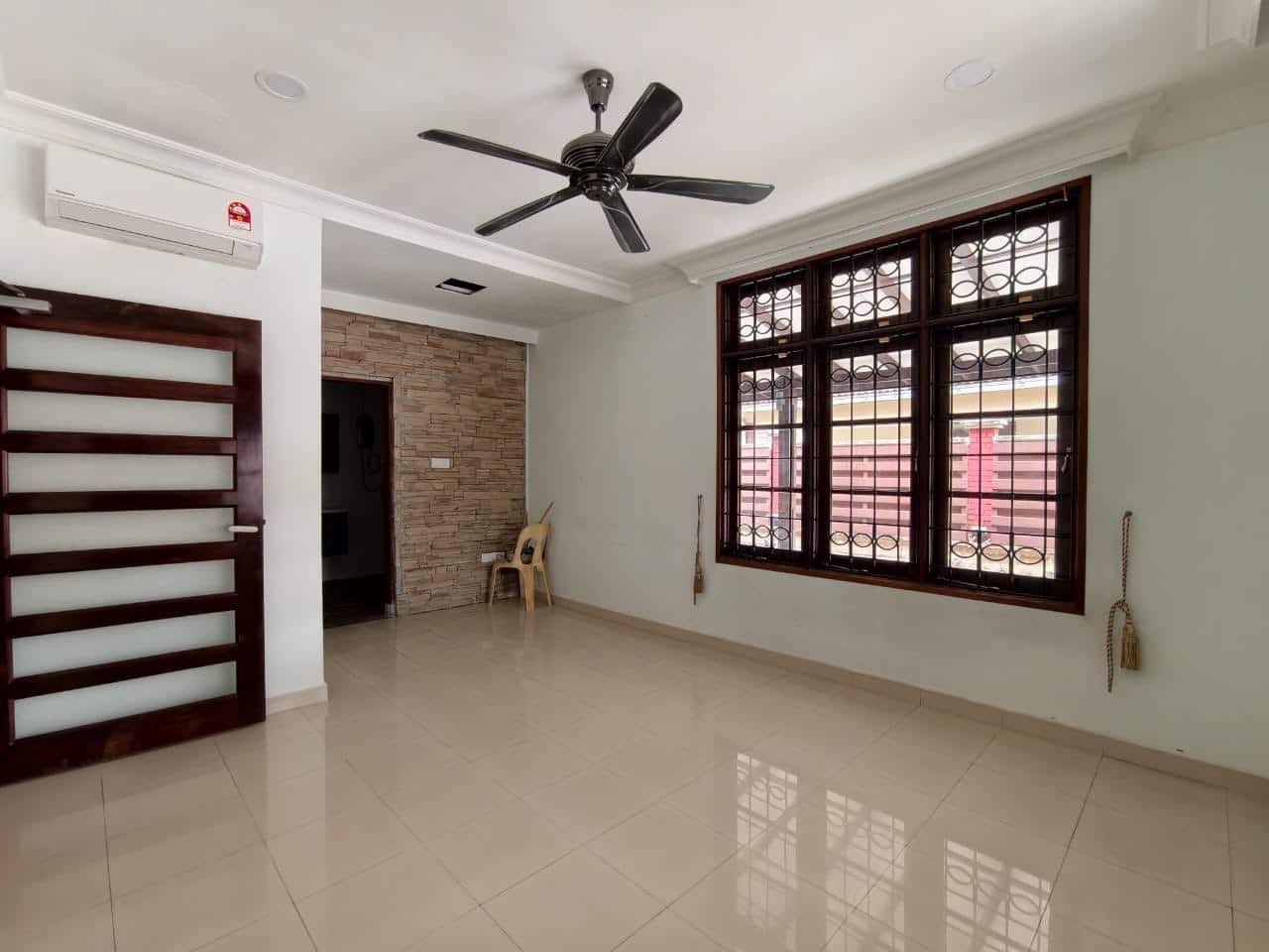 2 storey Bungalow Taman Sri Tebrau 12