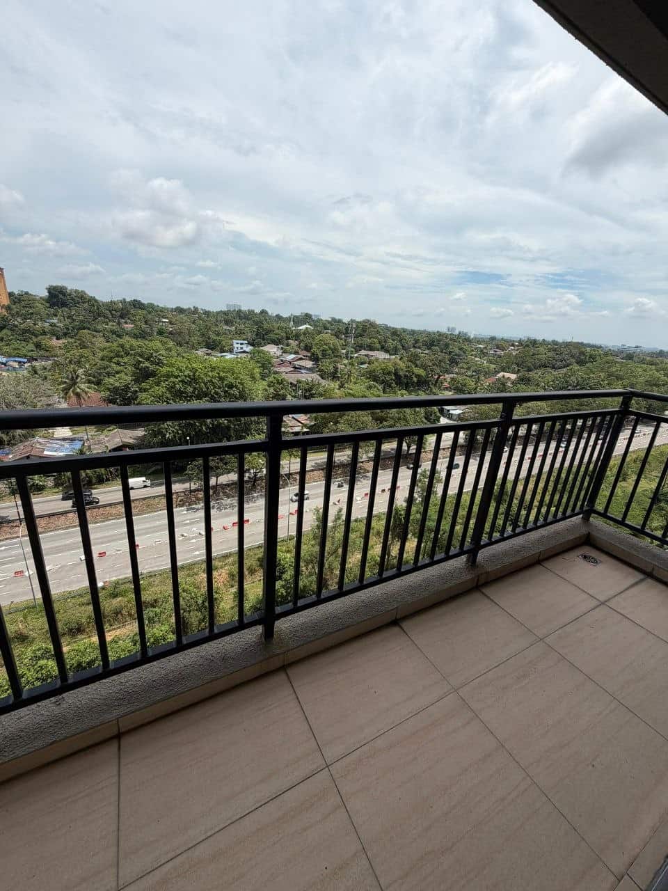 Condo Central Park Laman Glasier 5