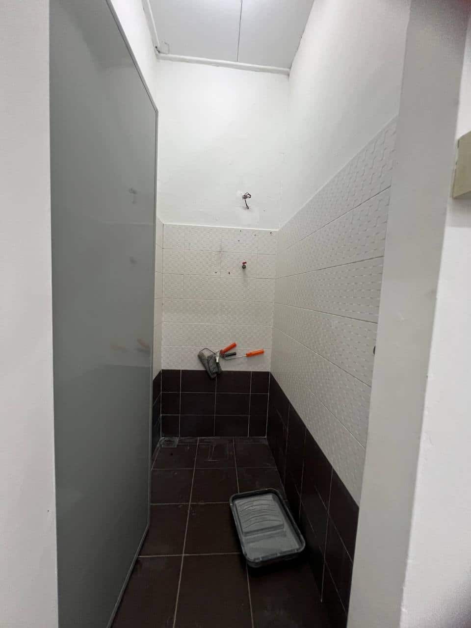 Double Storey Shoplot – 1st Floor Unit Jalan Perkasa, Taman Ungku Tun Aminah 7