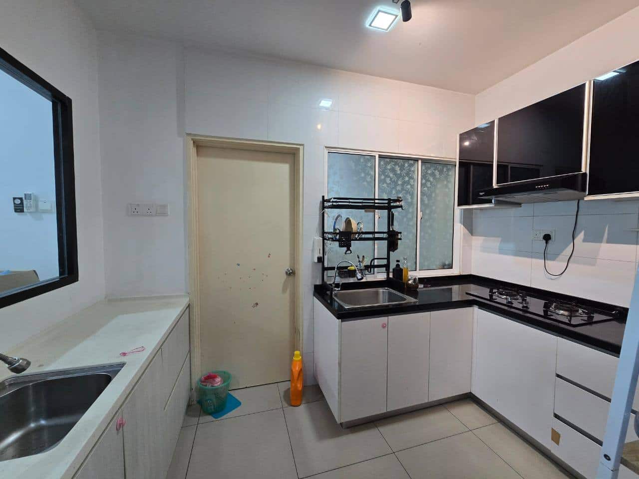 House Nusa Heights 6