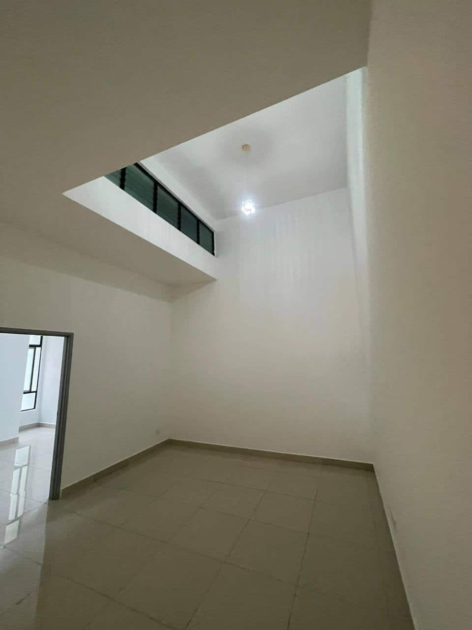 Double Storey Terrace House Taman Pulai Bestari 5
