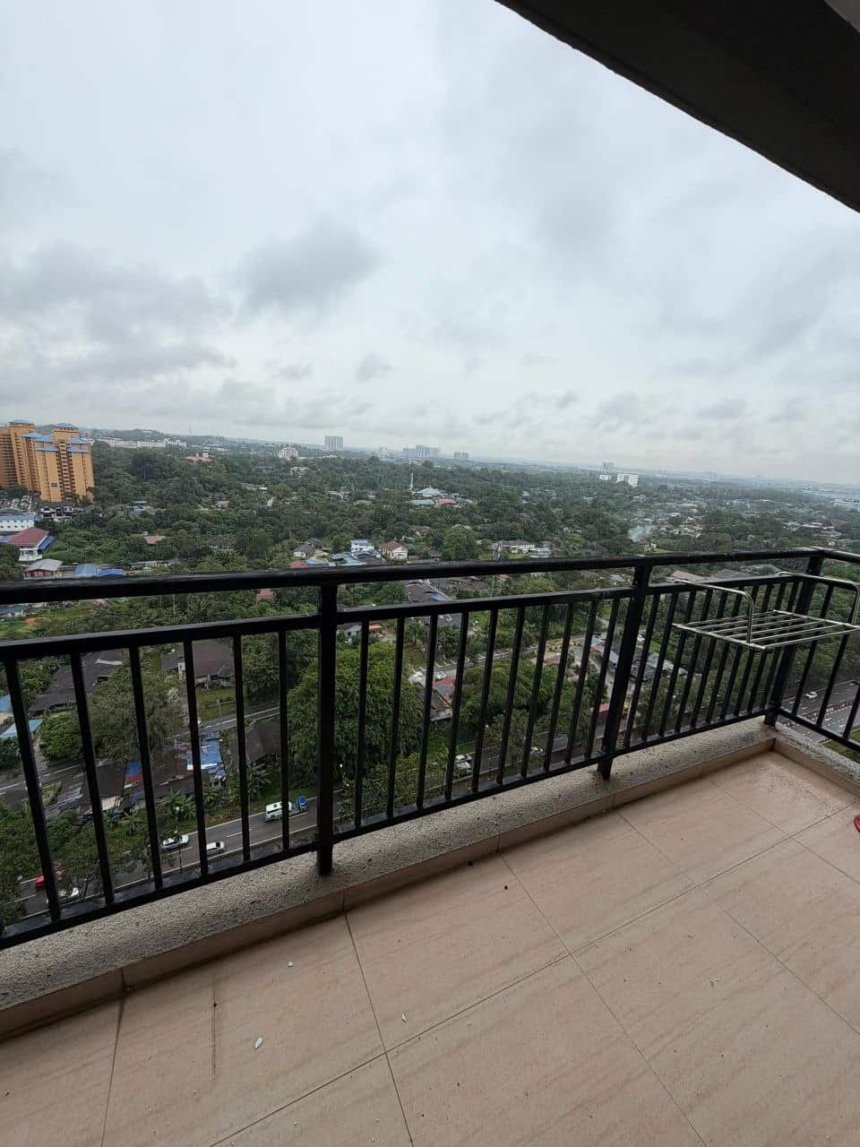 Condo Central Park Laman Glasier 9