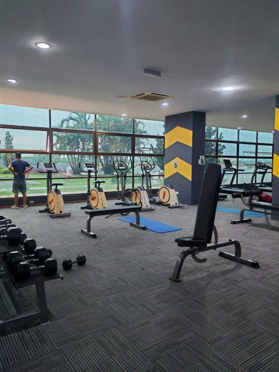 Condominium Bukit Indah 4