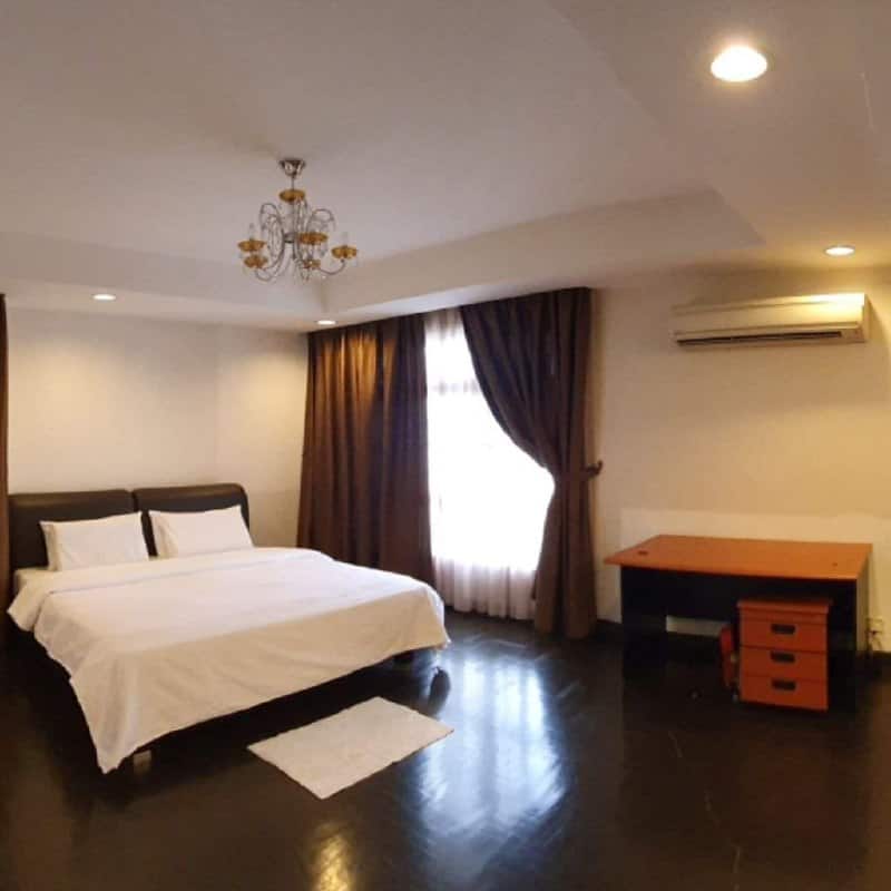 Penthouse double storey WTL Straits View 6