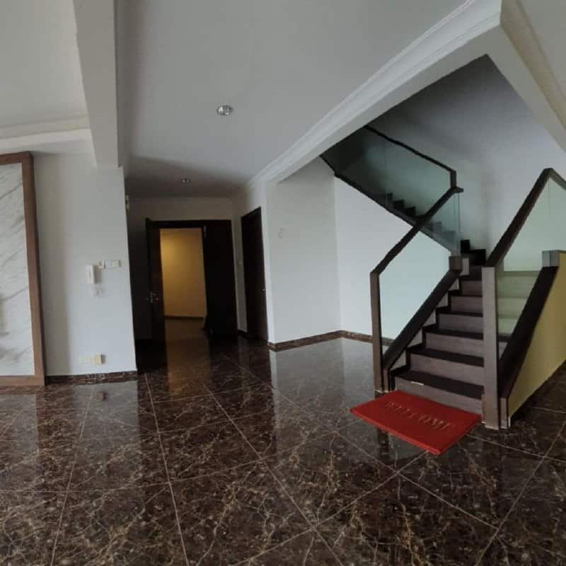 Penthouse double storey WTL Straits View 2