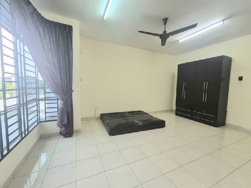 Double Storey Terrace Rini Hills 2 Mutiara Rini 3