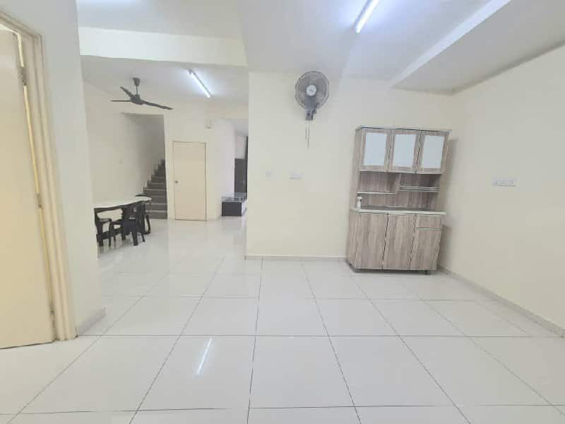 Double Storey Terrace Rini Hills 2 Mutiara Rini 12
