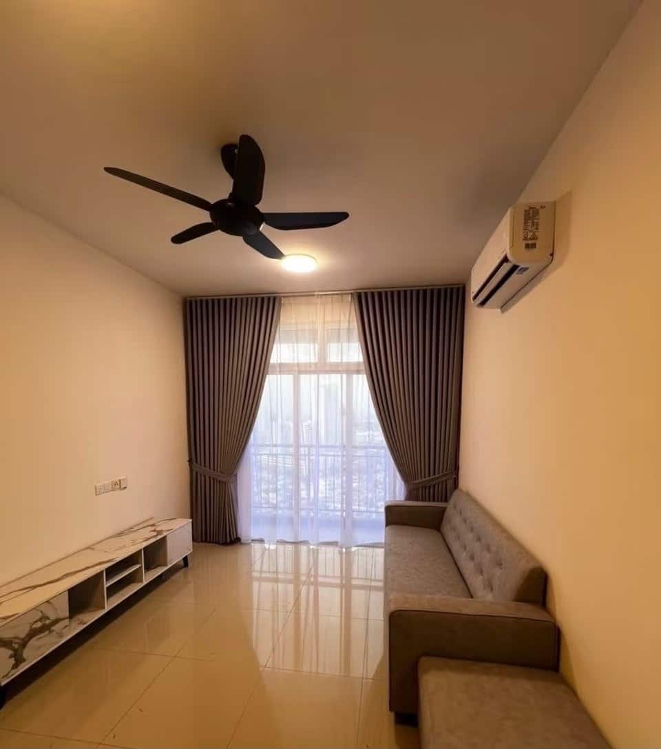 Condo Trellis Residence 2