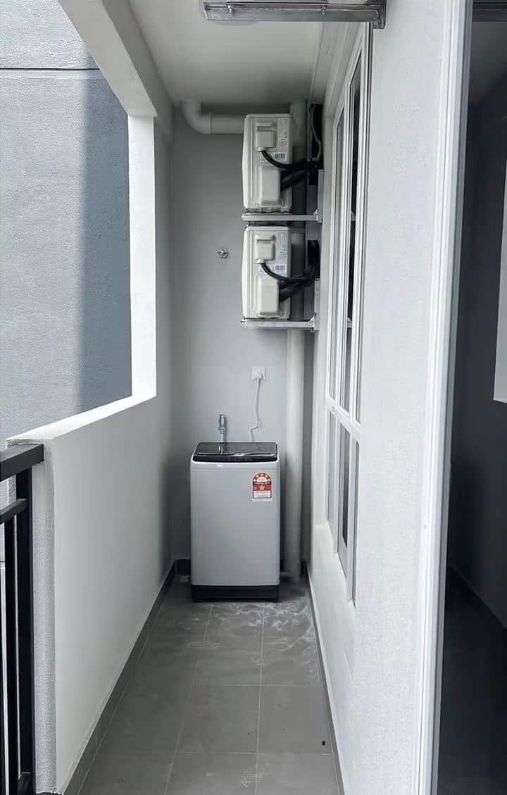 Condo Trellis Residence 5