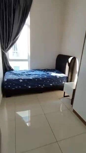 Condo Larkin 4