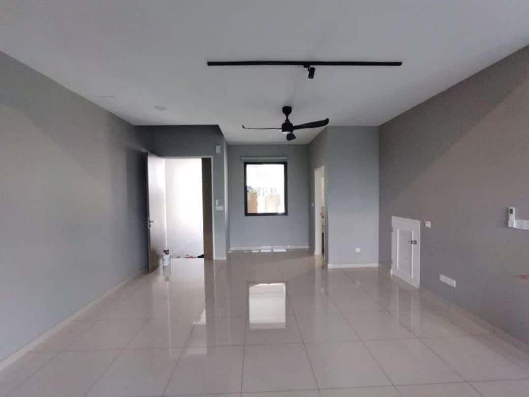 Intermediate lot Sunway Citrine Lakehomes 2
