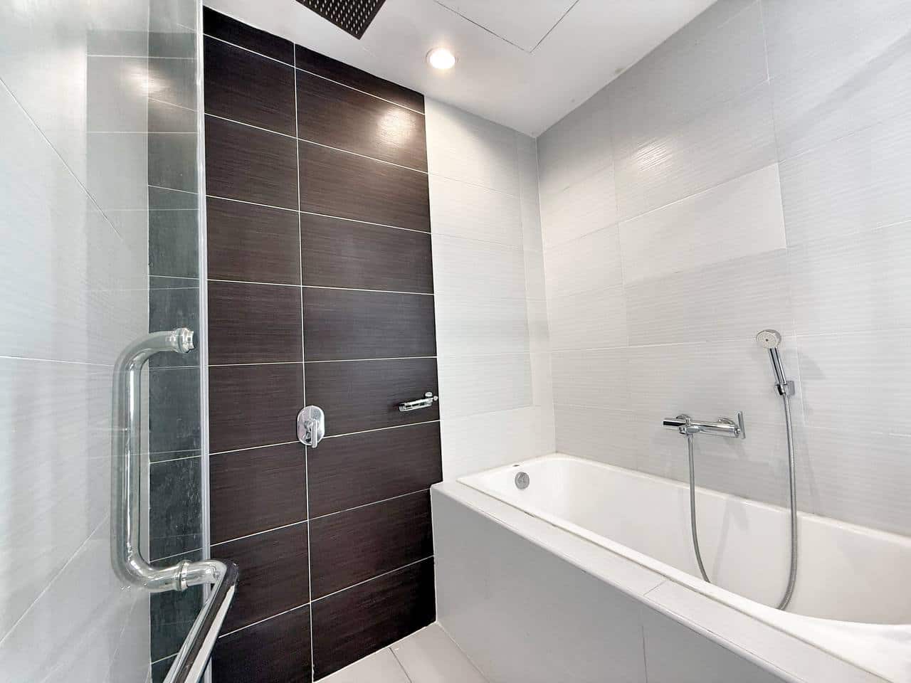 Condominium Encorp Marina 9