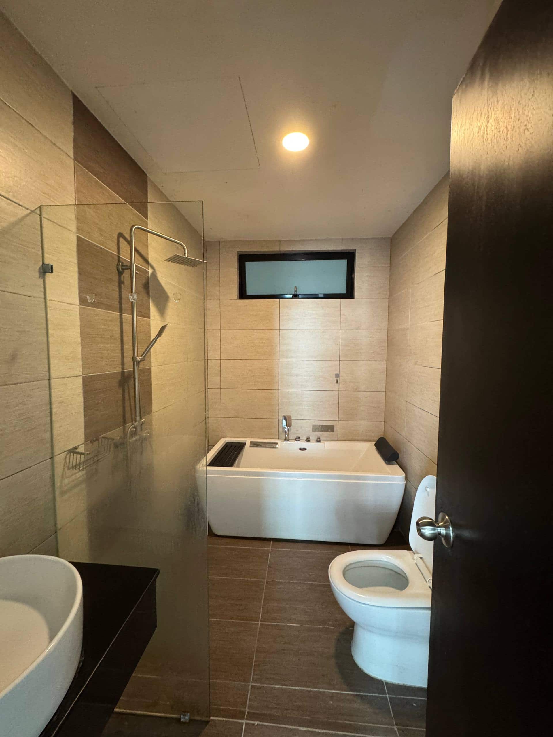 Studio Molek Regency 6