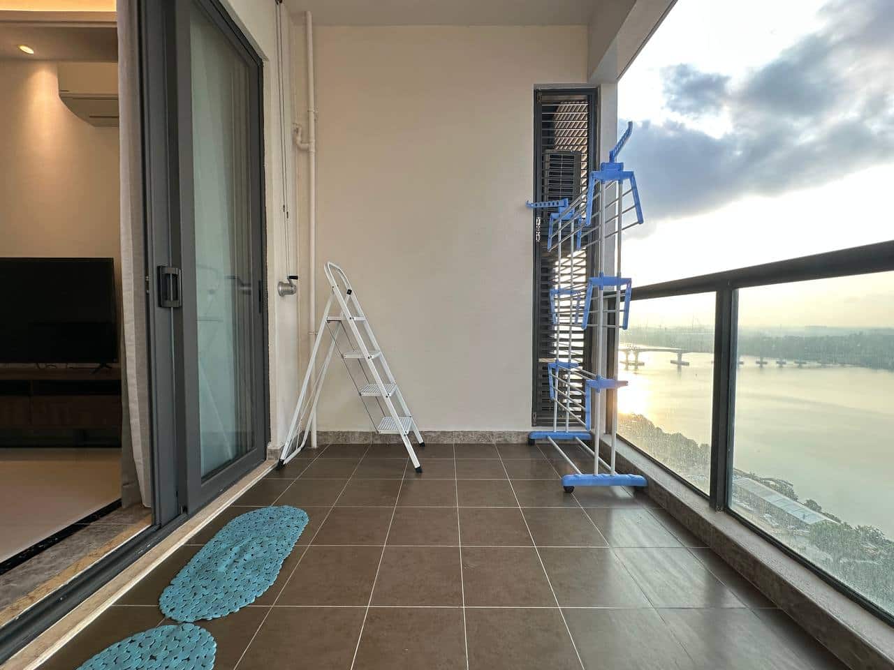 Condo R&F Princess Cove PH2 6