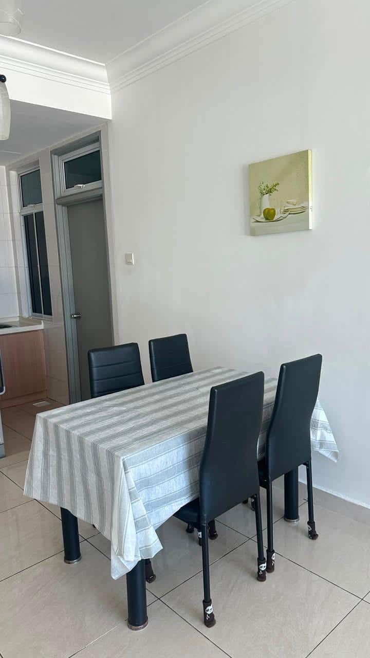 Condo Golden Sands Seaview 4