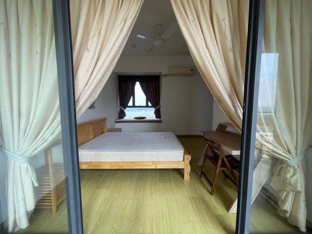 Condo Danga Bay 3