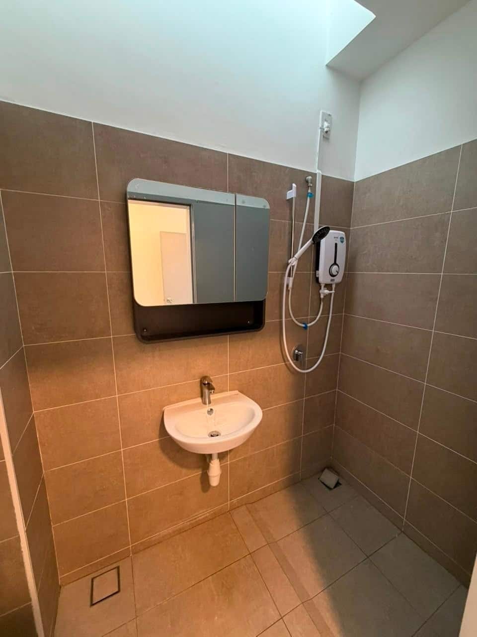 2.5 Storey terrace house WTL Ponderosa callista 2