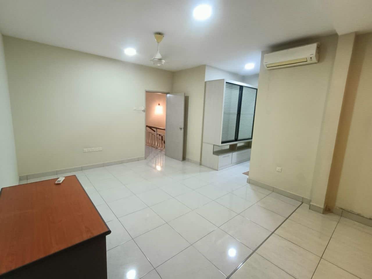 2 Storey Terrace Intermediate Perjiranan 15 @ Bandar Dato Onn 4