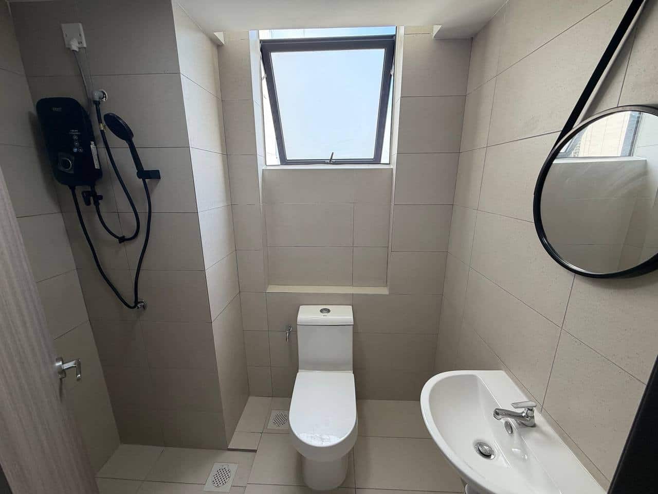 Condo MBW Bay 8