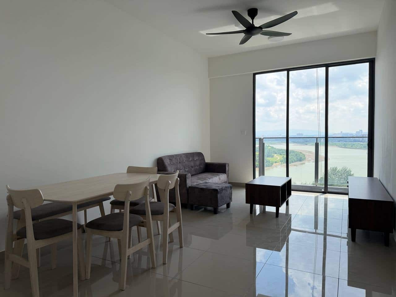 Condo MBW Bay 1