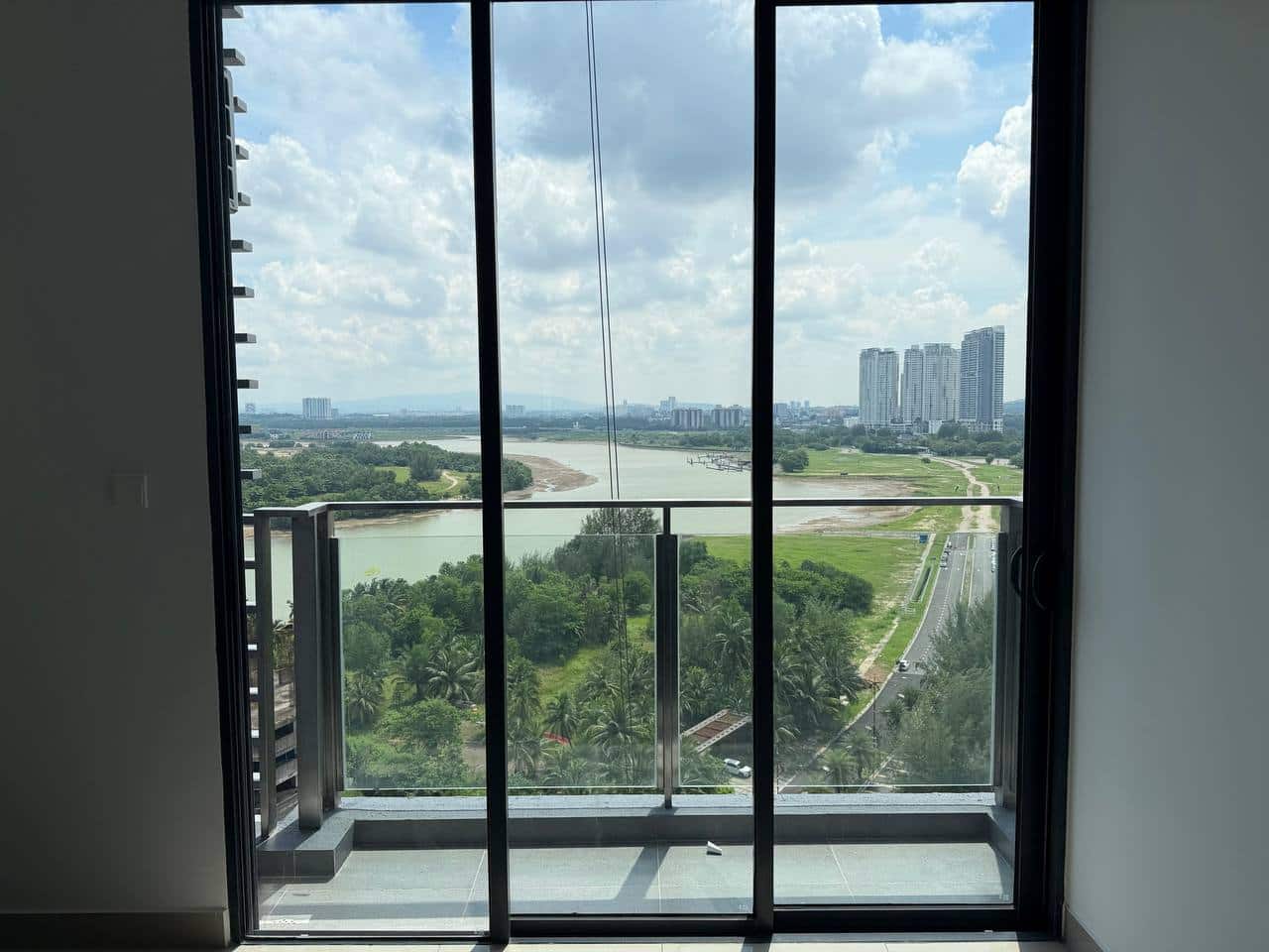 Condo MBW Bay 2