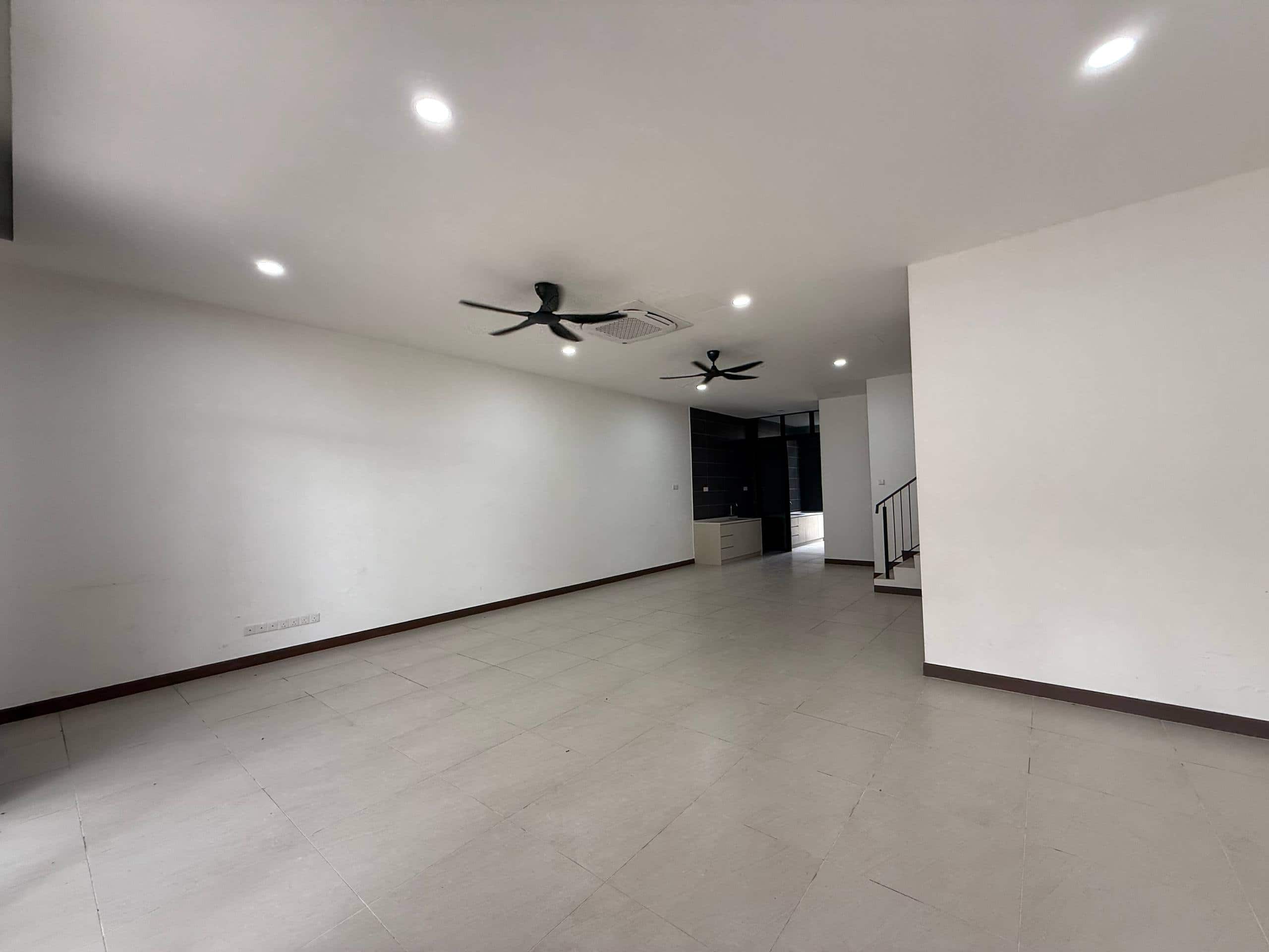 Double Storey Terrace Aurora Sentral 5