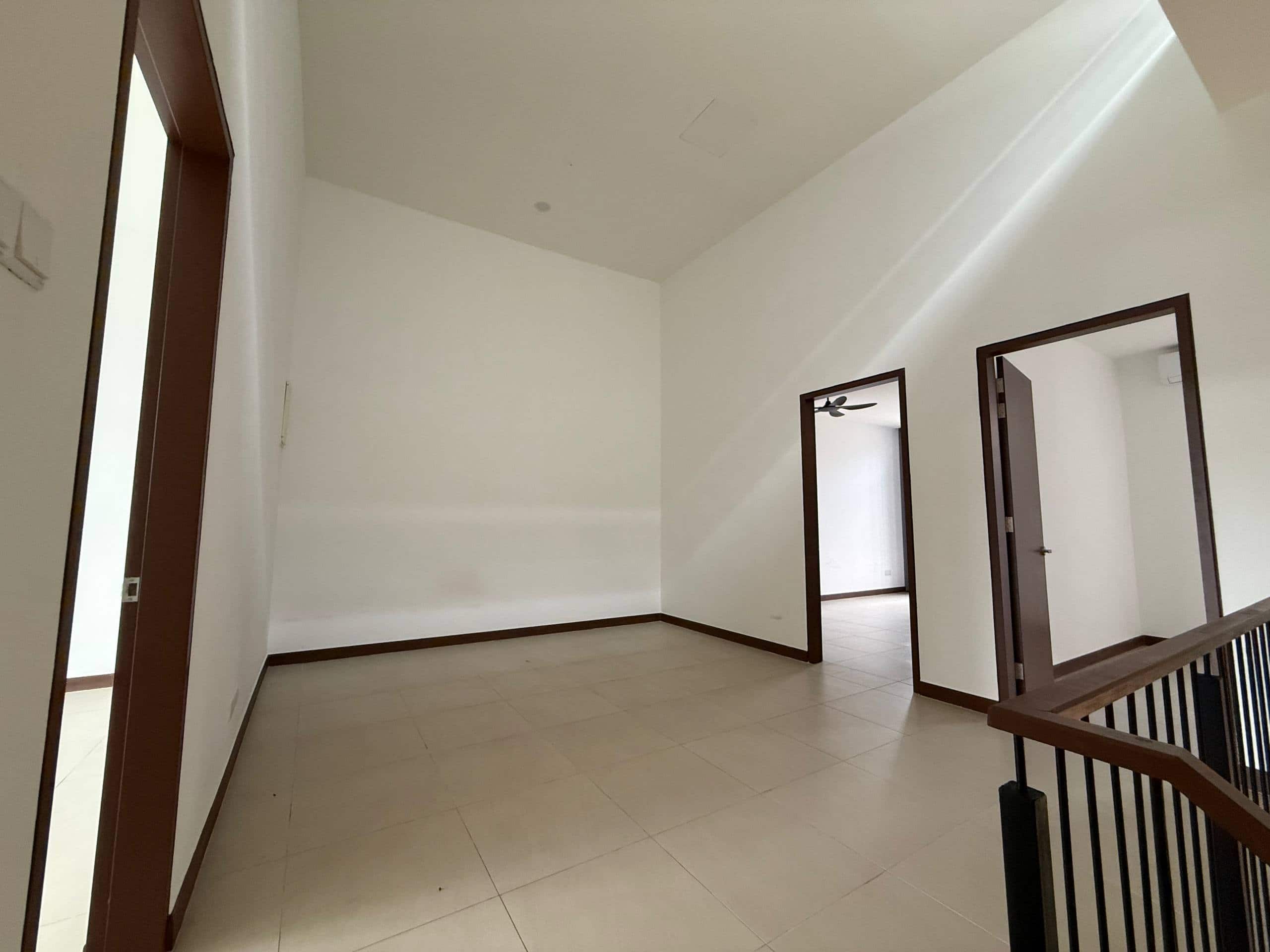Double Storey Terrace Aurora Sentral 4