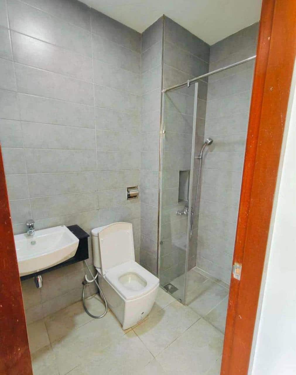 Studio Paragon Suites Residence 4
