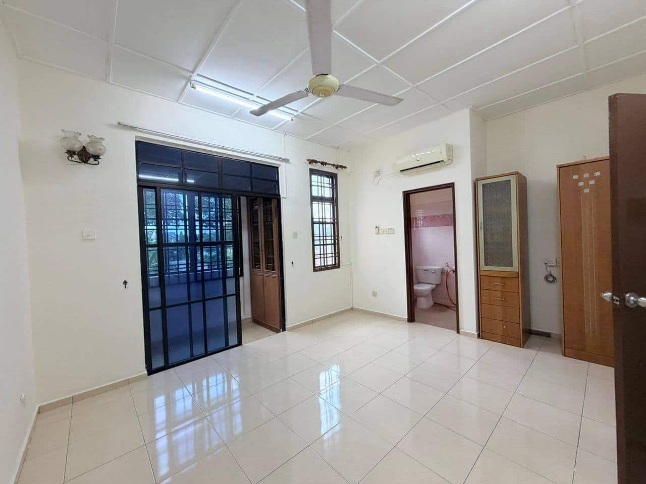 Double Storey Terrace Jalan Indah Bukit Indah 2