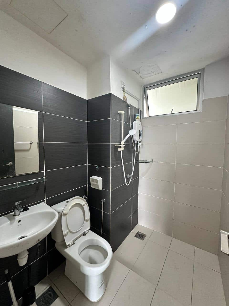 Condo Midori Green, Mount Austin 10