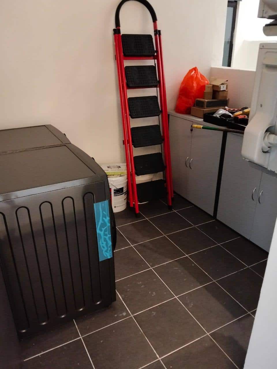 Condominium Space Residency 6