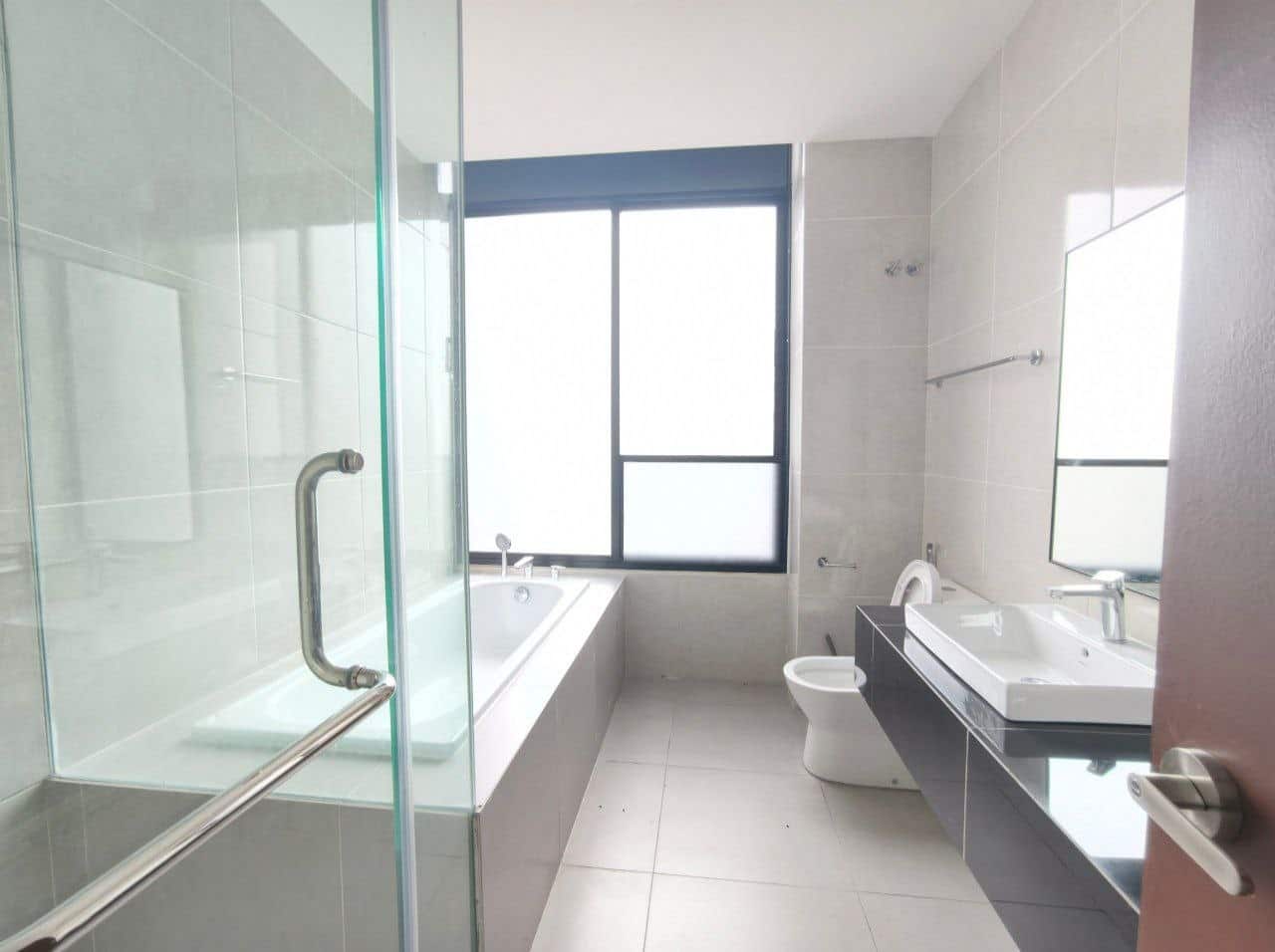 2-Storey Superlink / Resort Villa Aurora Sentral 10