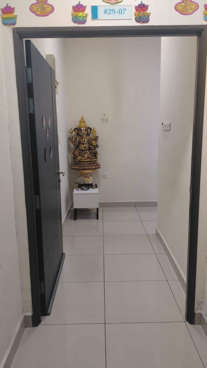 Condo Larkin 5