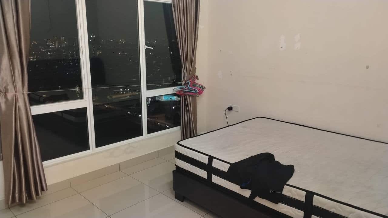 Condo Larkin 6