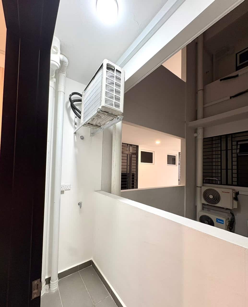 Condo Trellis Residence 6