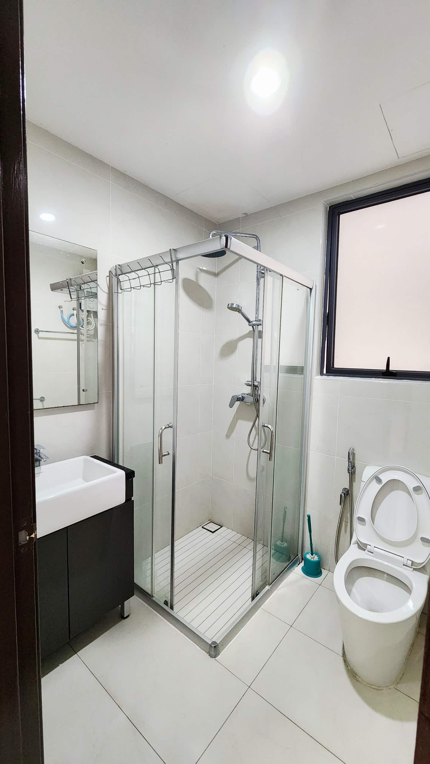 Condo Danga Bay 8
