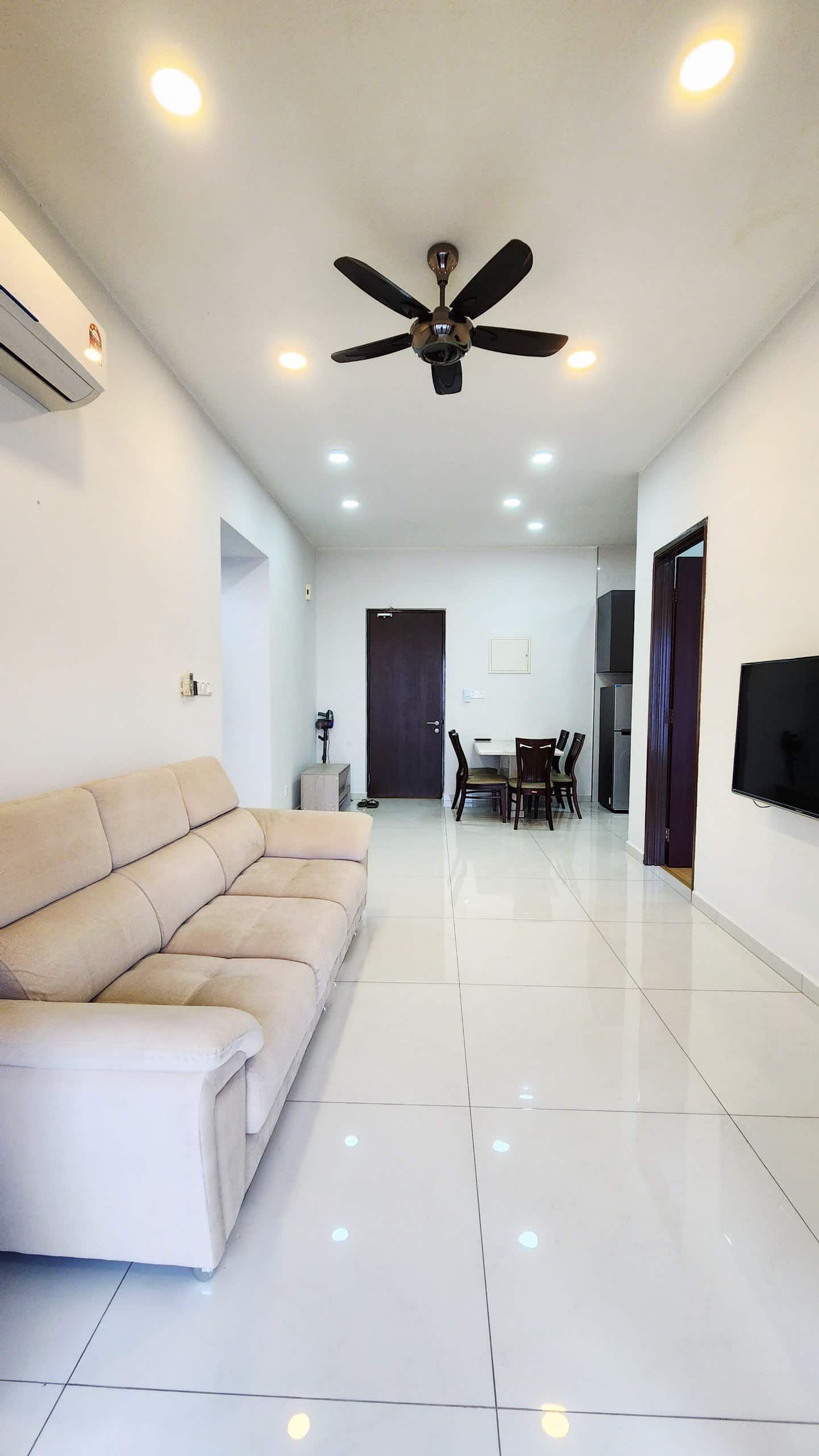 Condo Danga Bay 1