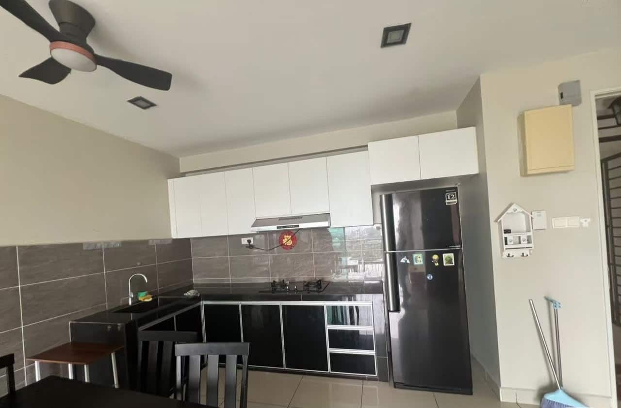 Condo Tampoi 7