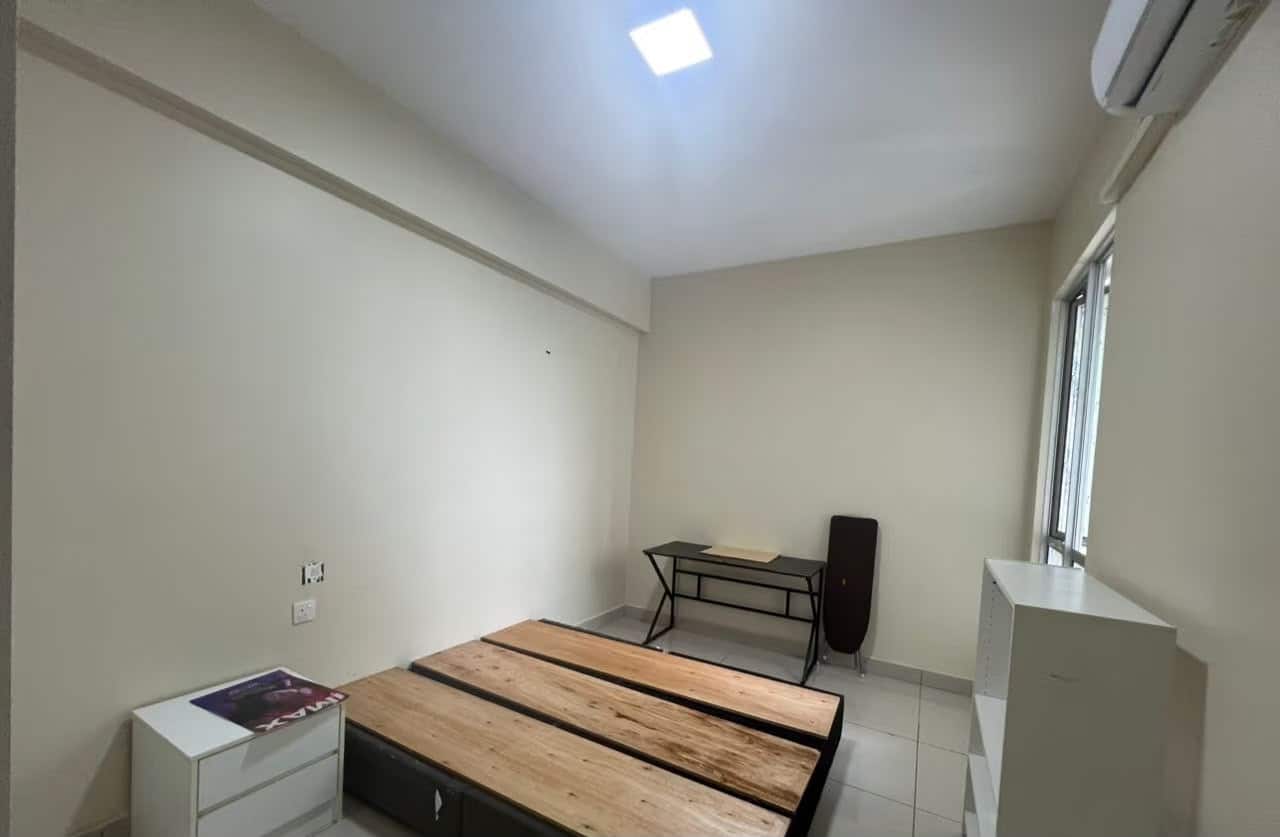 Condo Tampoi 6