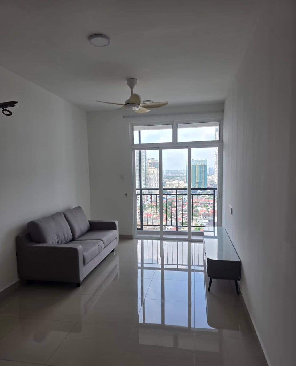 Condominium Trellis Residence 4