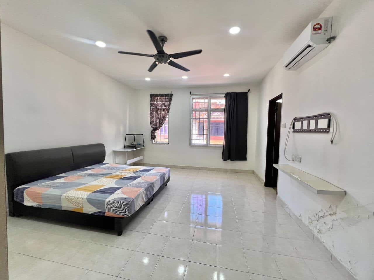Double Storey Townhouse Nusavilla 1