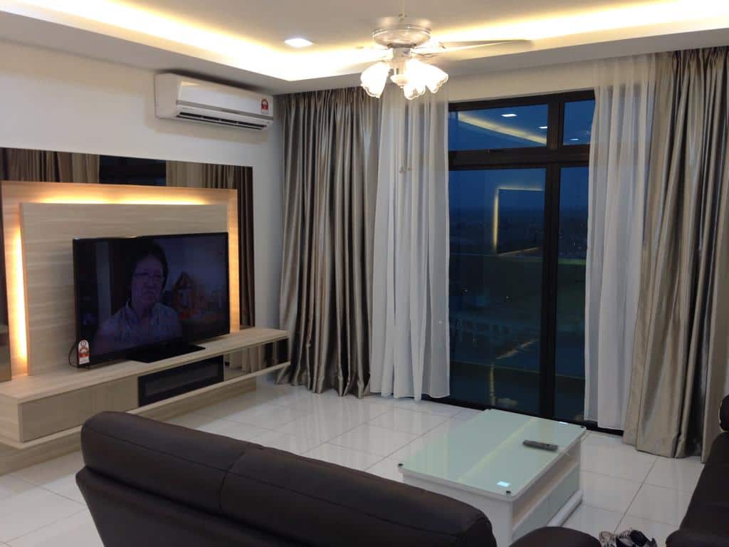 Condo Bukit Indah 4