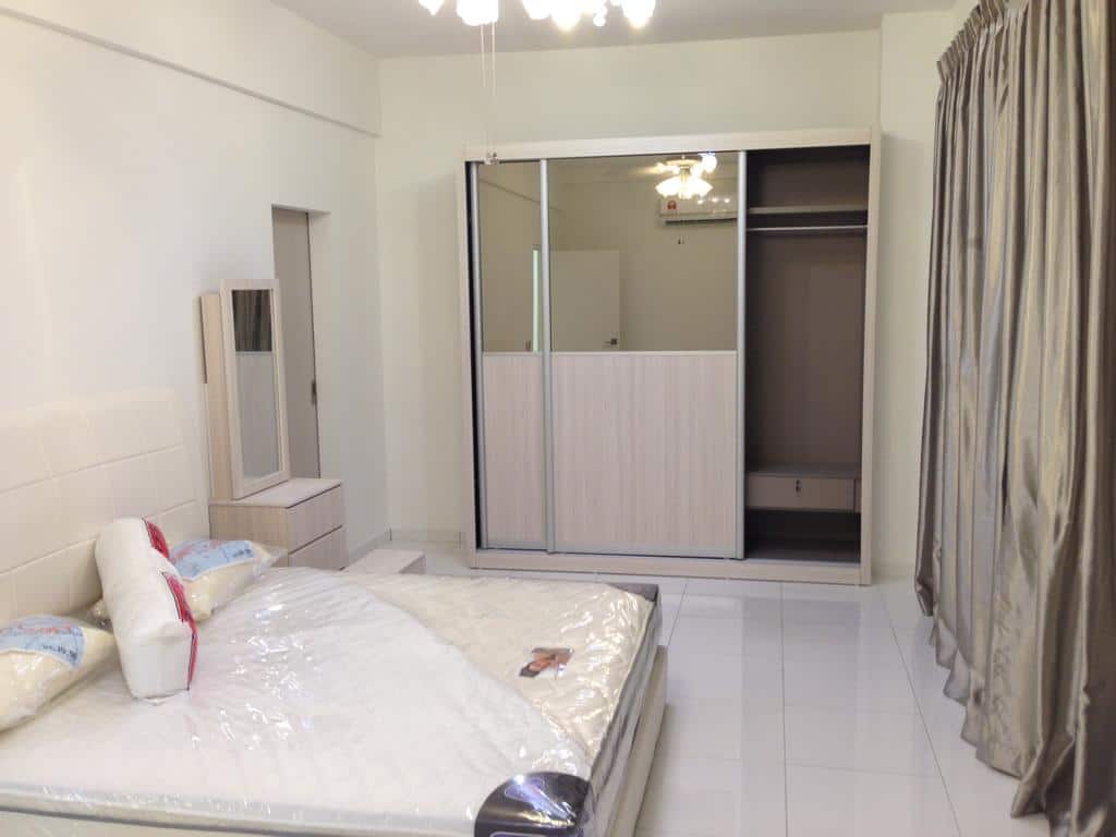 Condo Bukit Indah 7